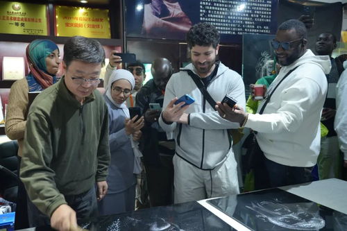 十国专家学者齐聚雨花非遗馆，沉浸式体验湖湘非遗魅力