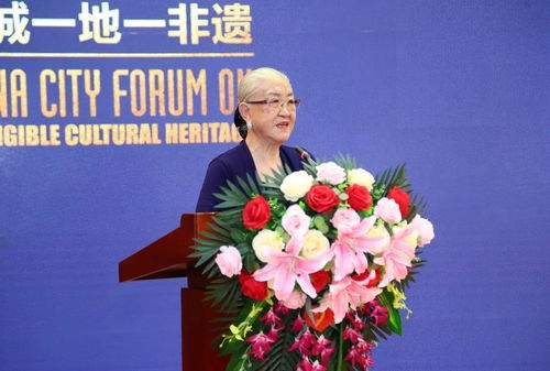 非遗之光耀神州 耿莹会长出席中国非遗城市论坛发表‘非同平凡’演讲
